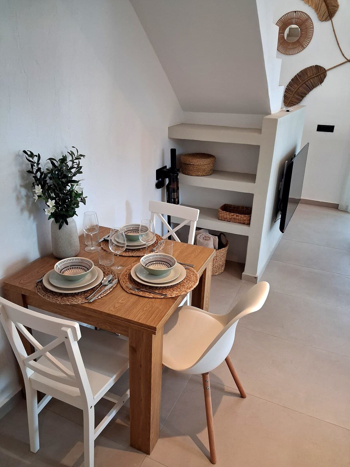 Jasmine — Dining 1
