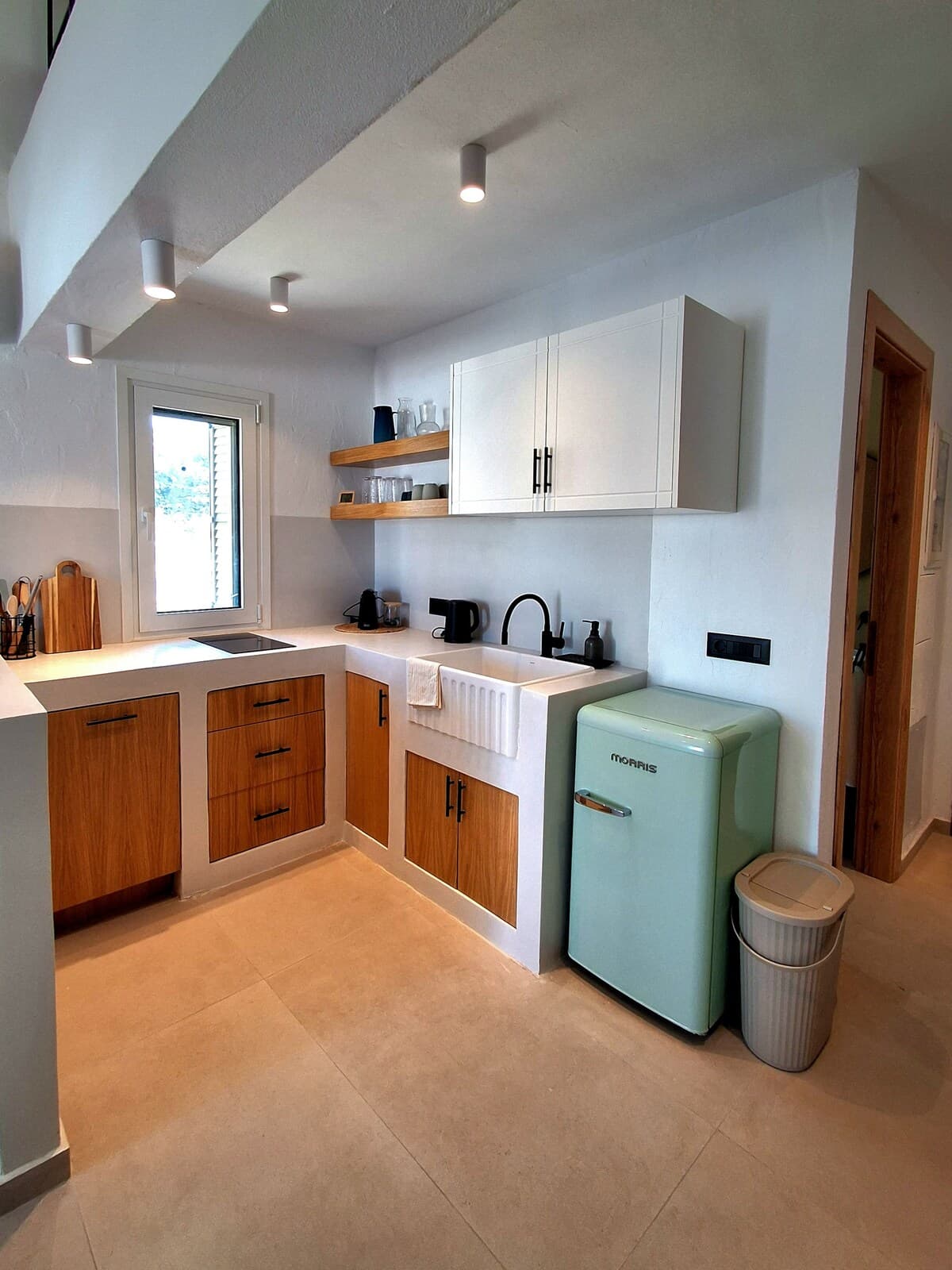 Jasmine — Kitchen 1