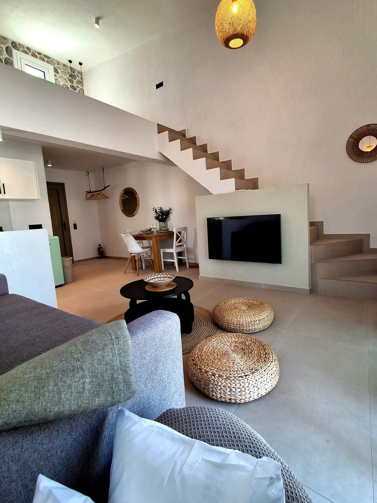 Jasmine — Living room 3