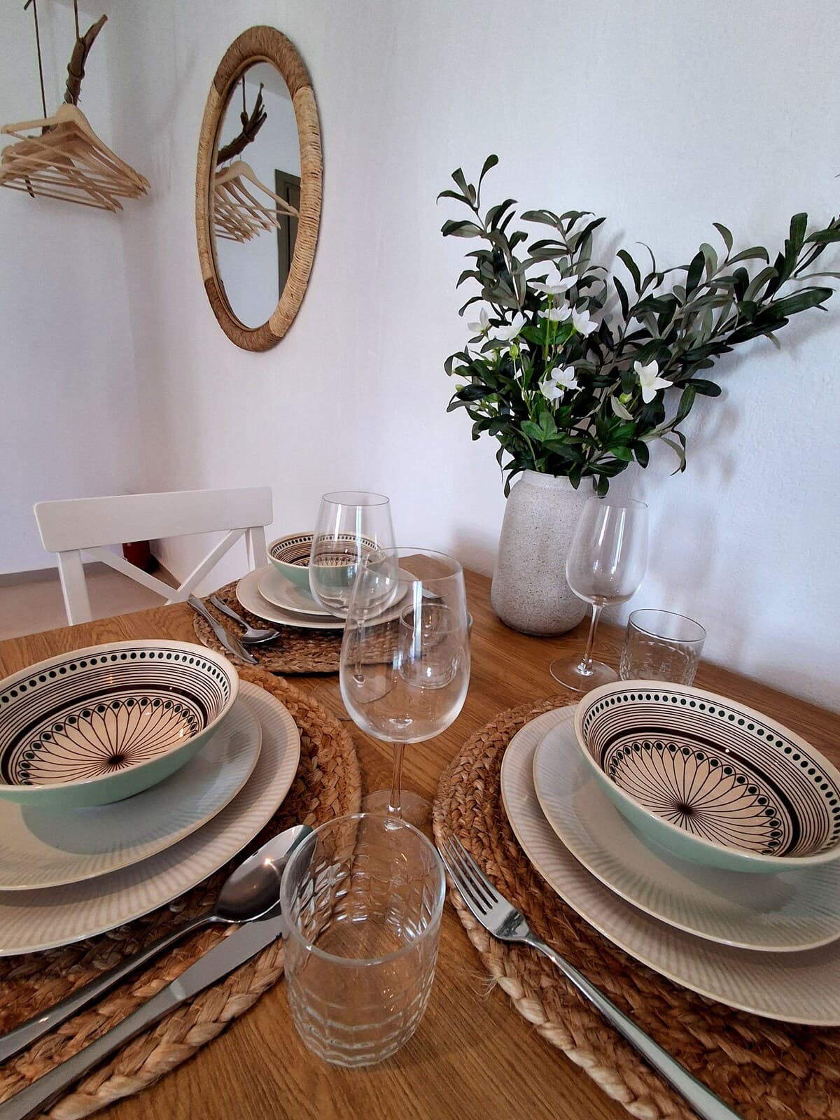 Jasmine — Dining 2