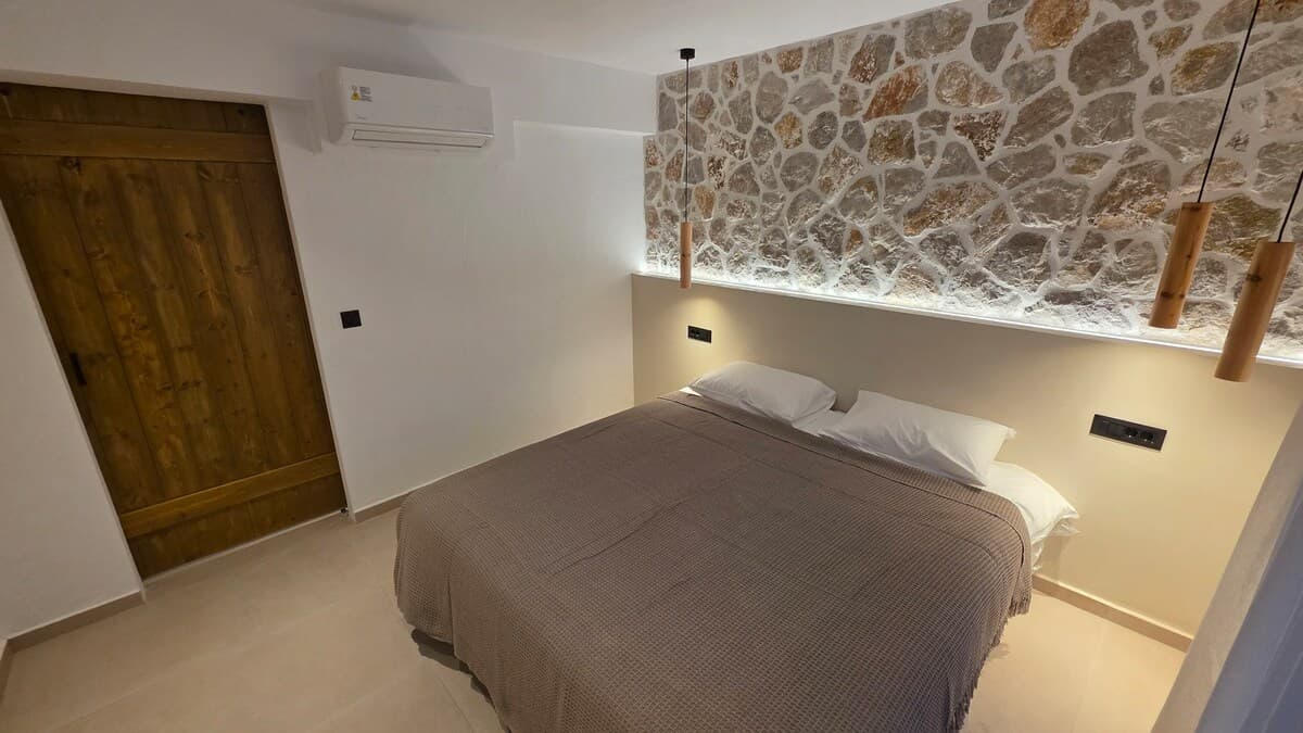 Lemoni — Bedrooms 2